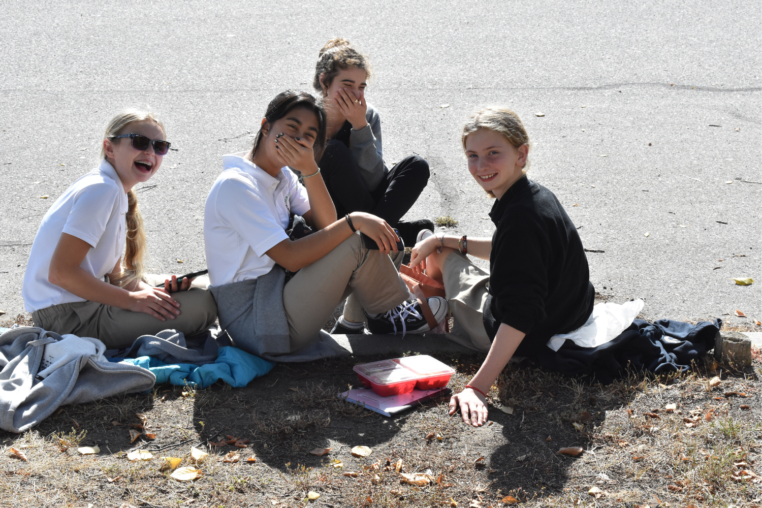 4 girls laughing