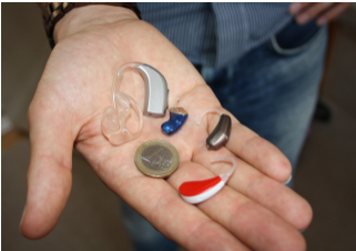 HearingAids on a head 