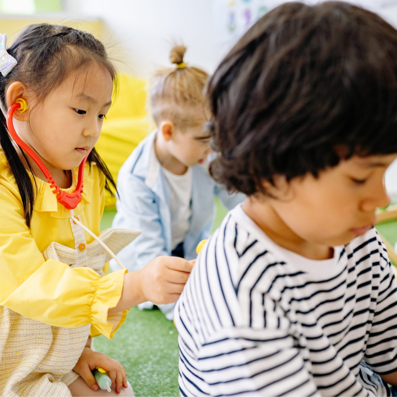 kids playing 